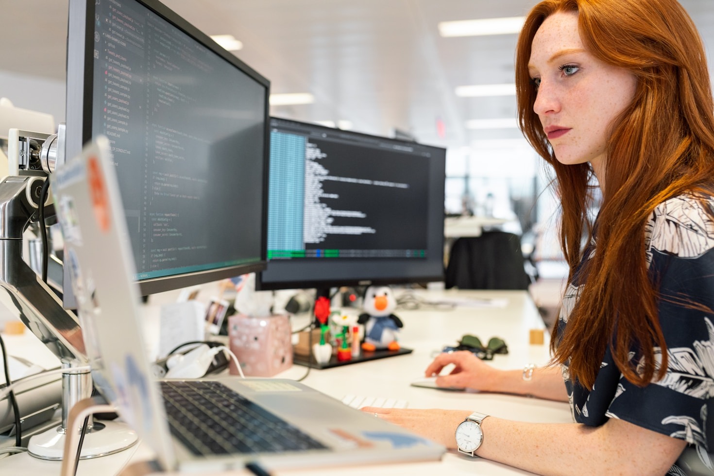 The Role of Advanced Technology in Revolutionizing Industries